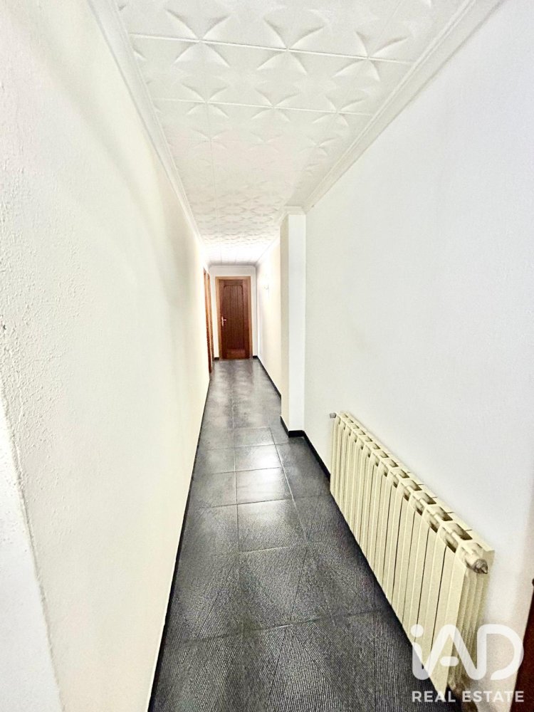 Apartment in La Baneza, Leon, Spain 3 bedrooms, 145 sq.m. No. 197835