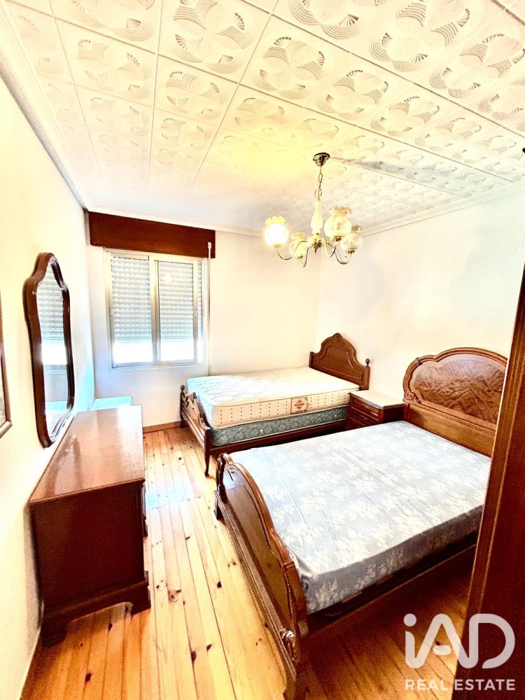 Apartment in La Baneza, Leon, Spain 3 bedrooms, 145 sq.m. No. 197835