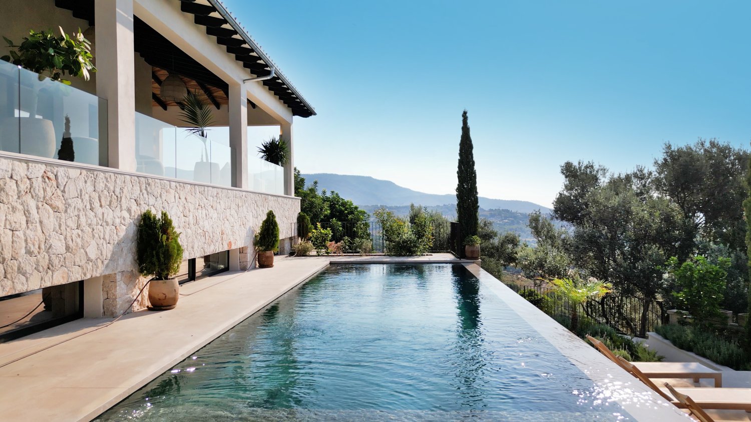 Villa in Palmanyola, Mallorca, Spain 4 bedrooms, 770 sq.m. No. 195947