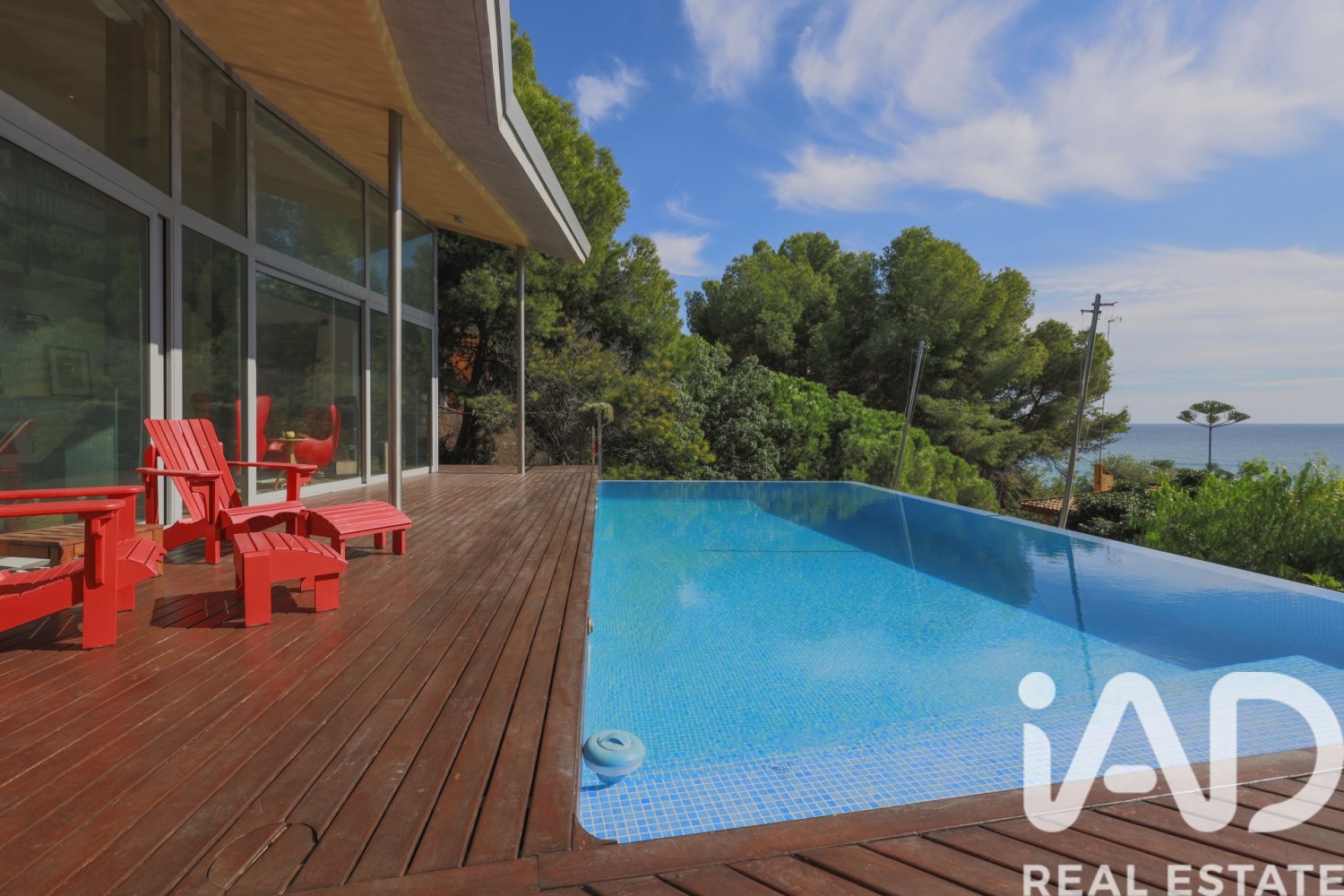 House in Tarragona, Spain 4 bedrooms, 544 sq.m. No. 199630