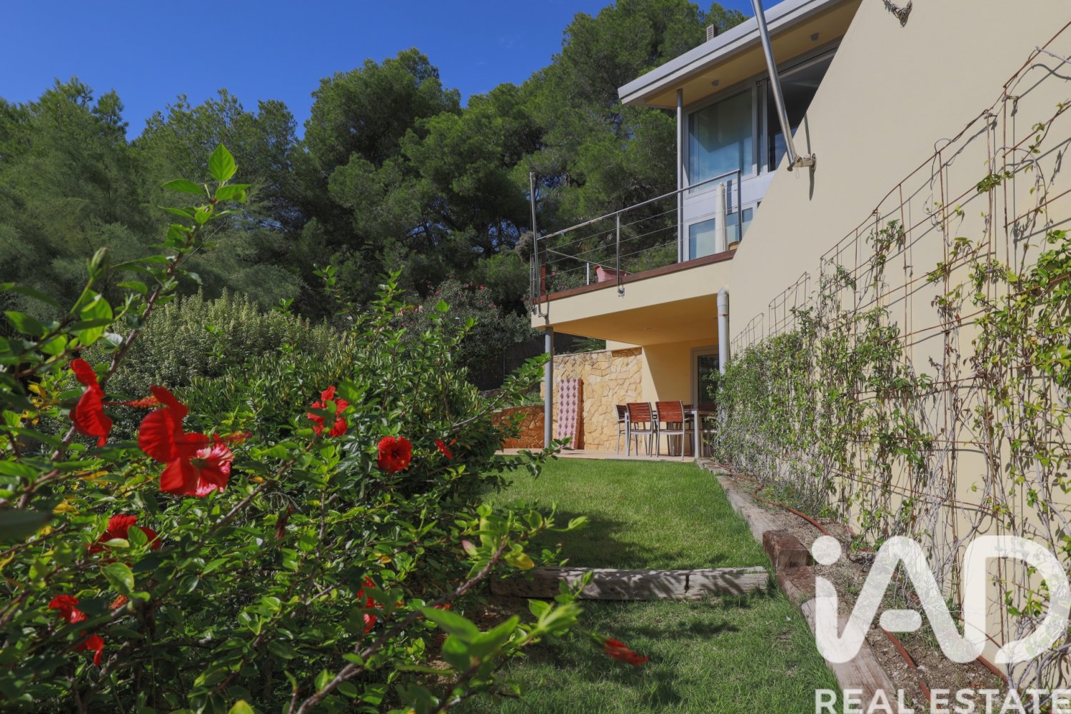 House in Tarragona, Spain 4 bedrooms, 544 sq.m. No. 199630