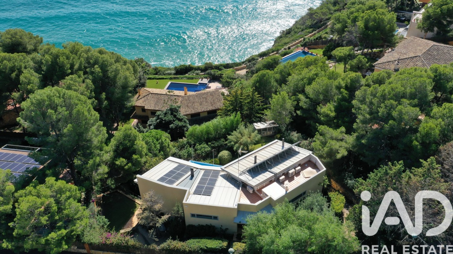 House in Tarragona, Spain 4 bedrooms, 544 sq.m. No. 199630