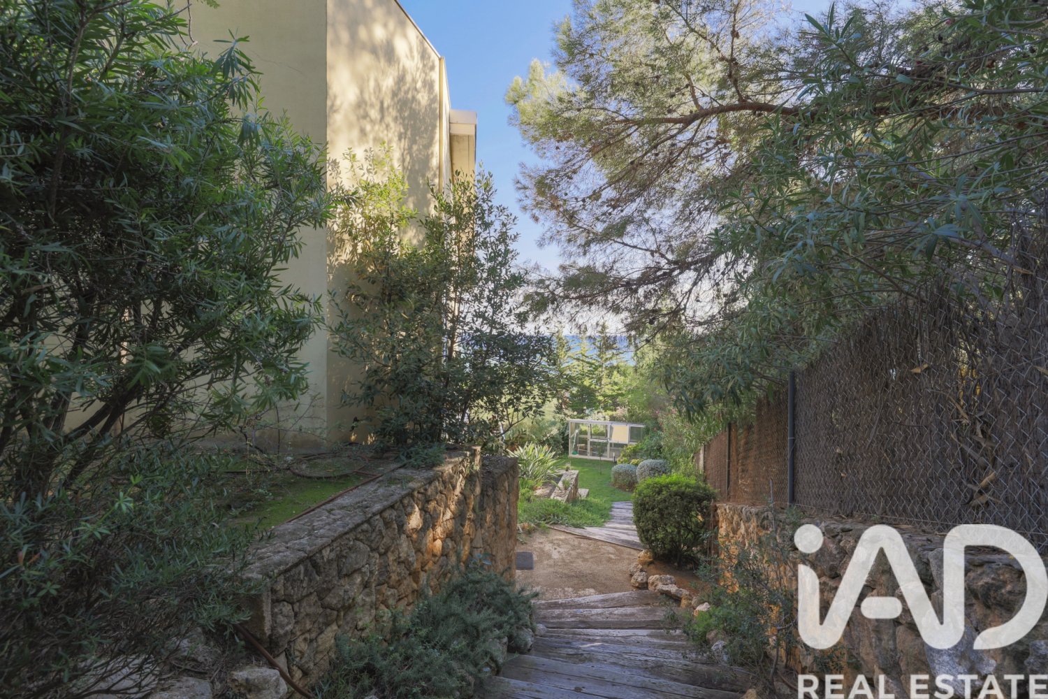 House in Tarragona, Spain 4 bedrooms, 544 sq.m. No. 199630