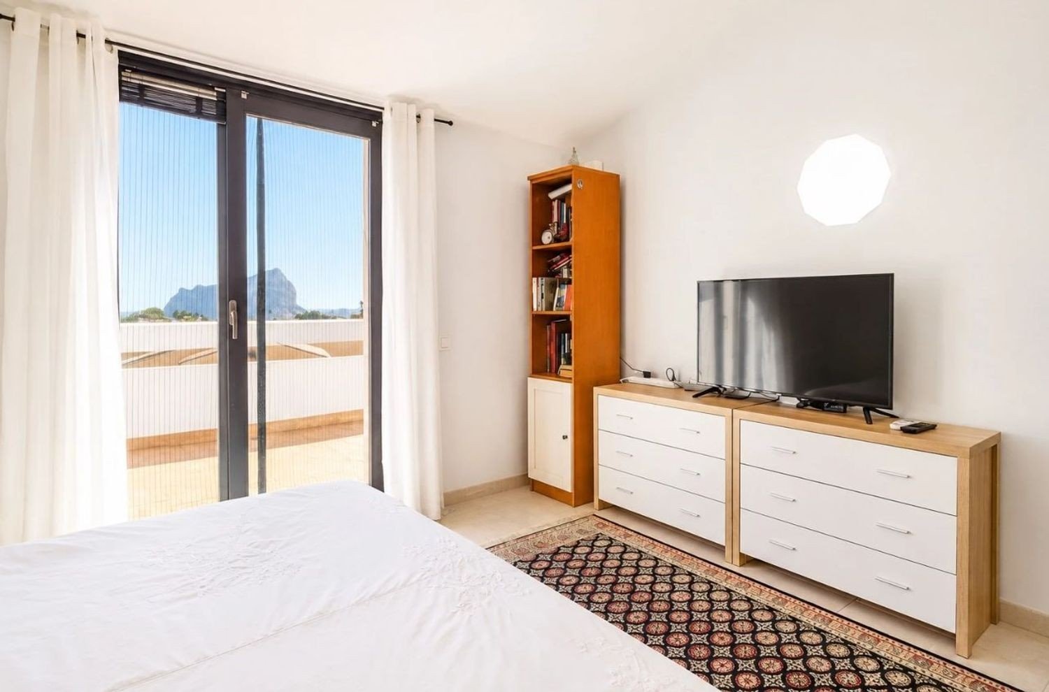 Villa a Calpe, Alicante, Spagna 5 camere da letto, 266 mq. N° 198212