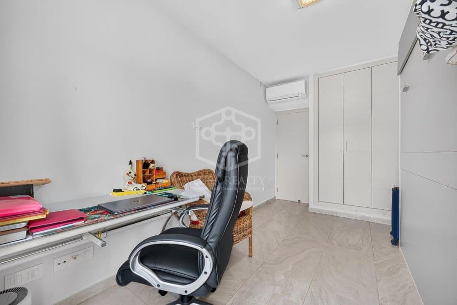 Townhouse in Arona, Tenerife, Spain 3 bedrooms, 231 sq.m. No. 198013