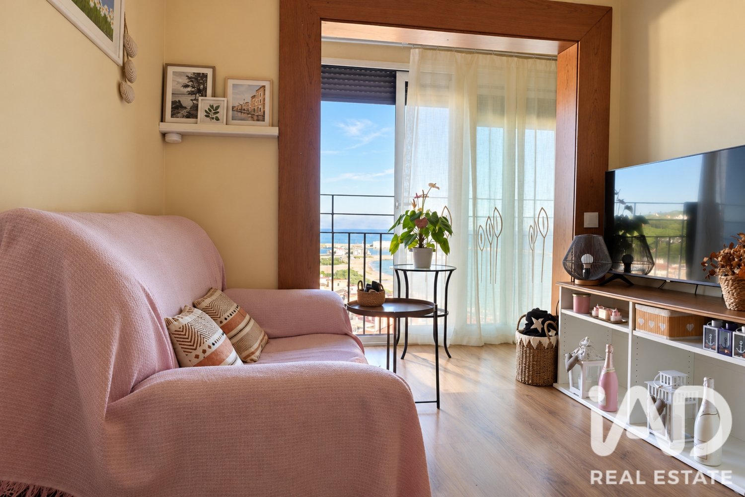 Apartment in Arenys de Mar, Barcelona, Spain 3 bedrooms, 79 sq.m. No. 199560