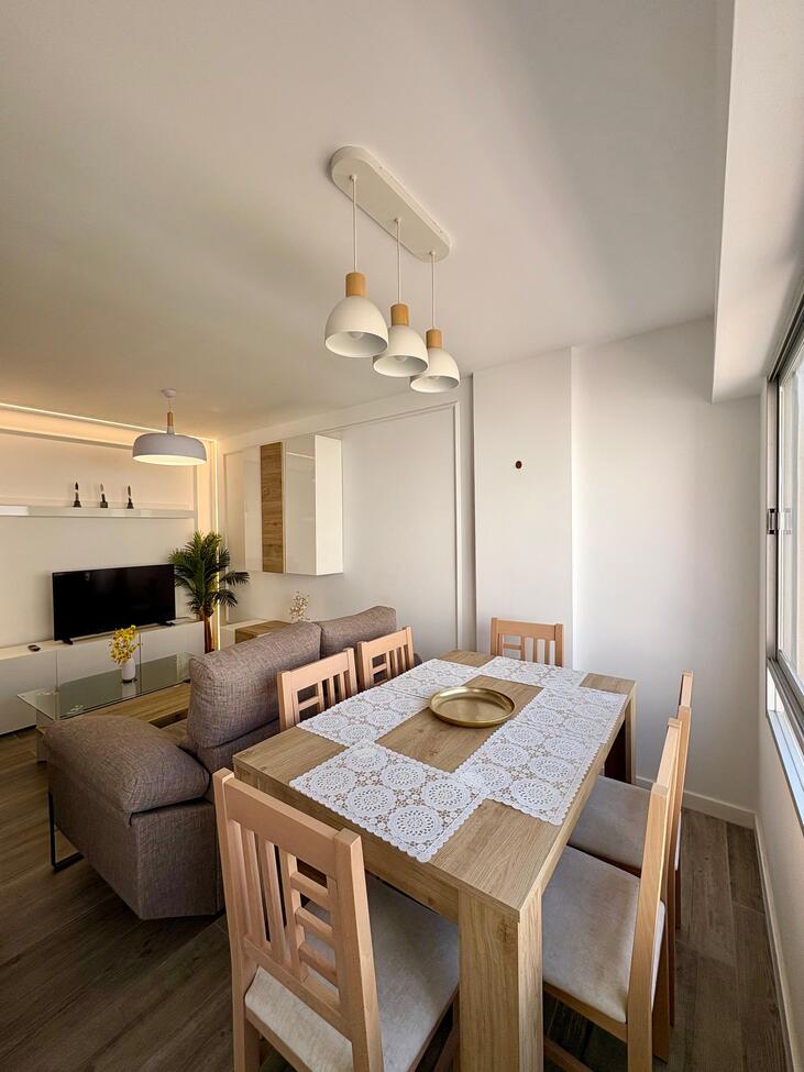Apartment in Torrevieja, Alicante, Spain 3 bedrooms, 99 sq.m. No. 198973