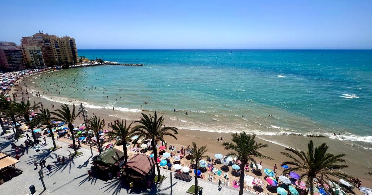 Apartment in Torrevieja, Alicante, Spain 3 bedrooms, 99 sq.m. No. 198973