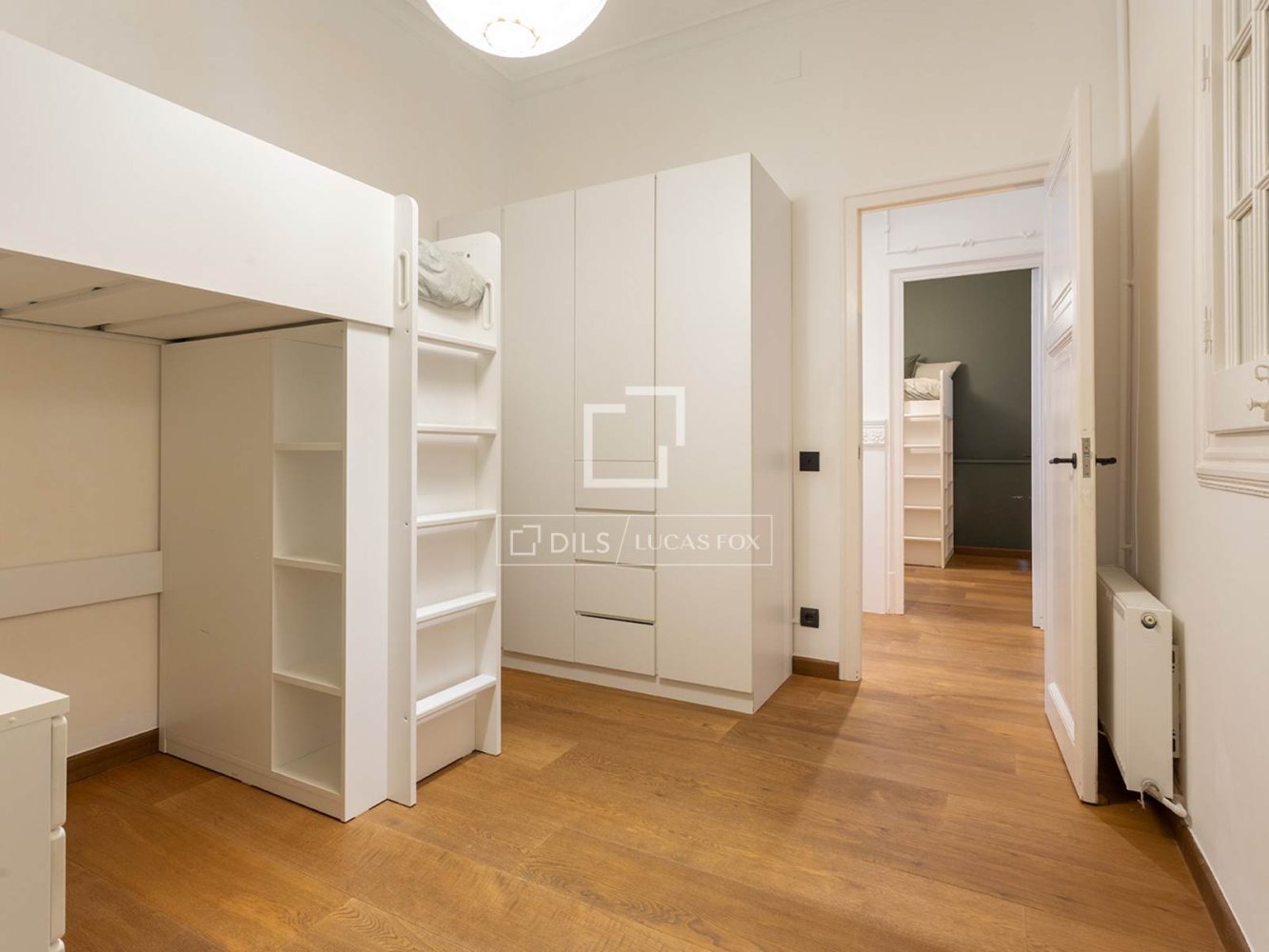 Wohnung in Barcelona, Spanien 3 Schlafzimmer, 176 m2 Nr. 192541