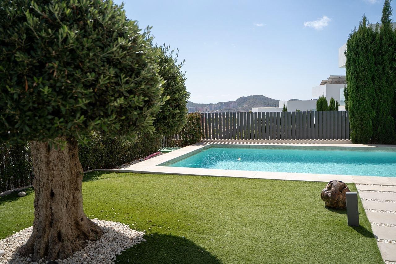 Villa i Finestrat, Alicante, Spanien 4 sovrum, 333.01 kvm. Nr. 198503