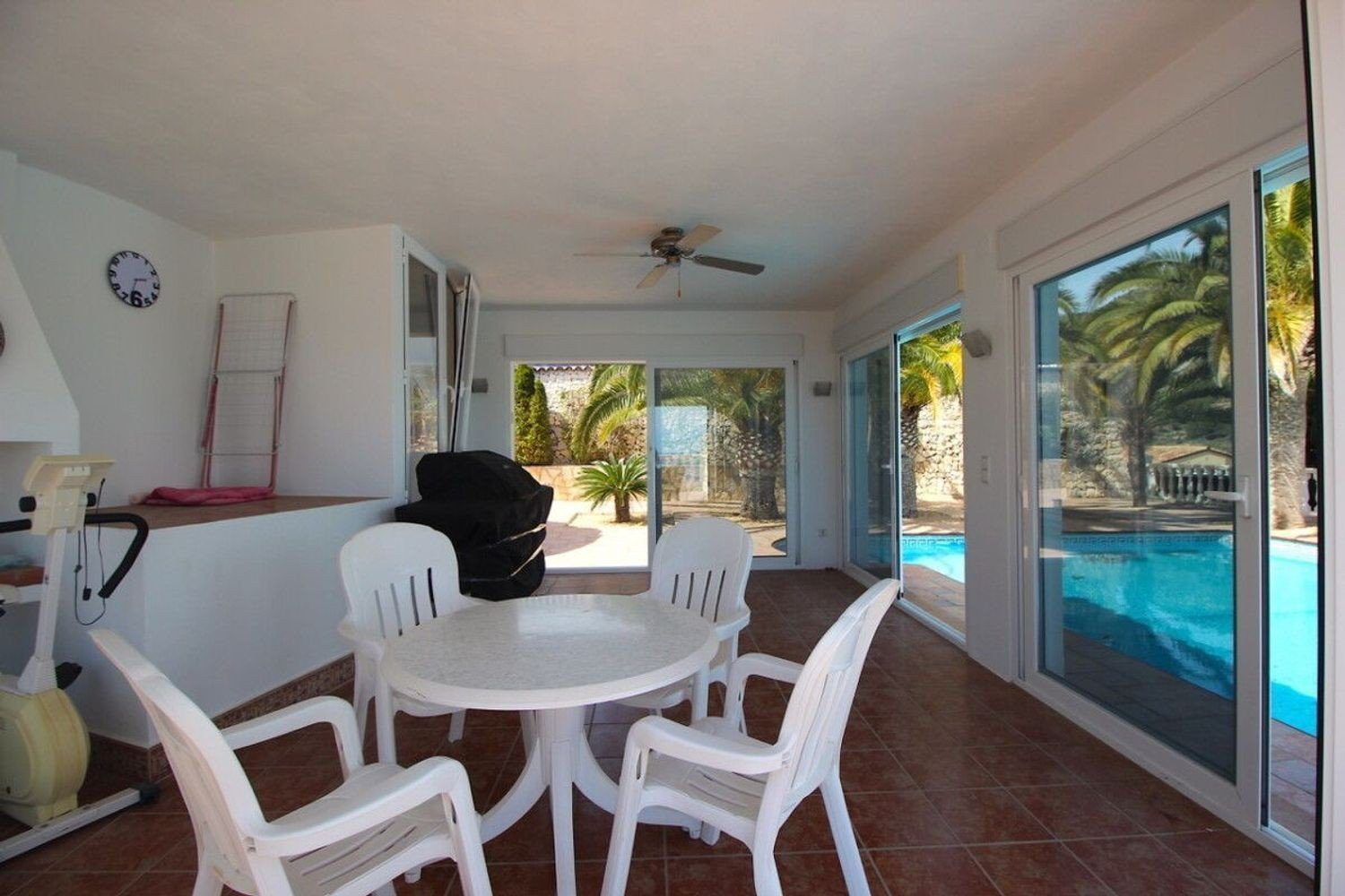 Villa a Calpe, Alicante, Spagna 4 camere da letto, 350 mq. N° 198214