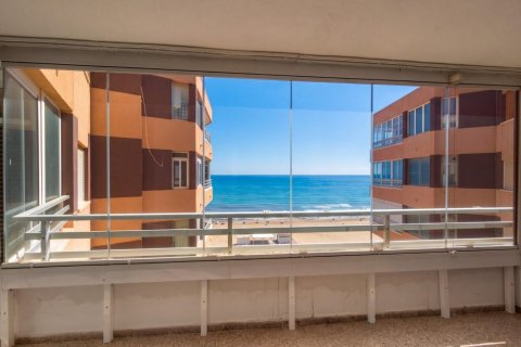 Dzīvoklis La Mata, Alicante, Spānijā 3 istabas, 97 m2 Nr. 197238