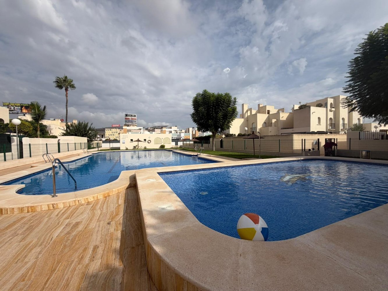 Bungalow a Torrevieja, Alicante, Spagna 1 camera da letto, 62 mq. N° 198165