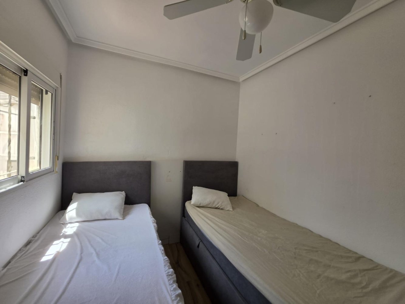 Casa a Torrevieja, Alicante, Spagna 2 camere da letto, 65 mq. N° 198159