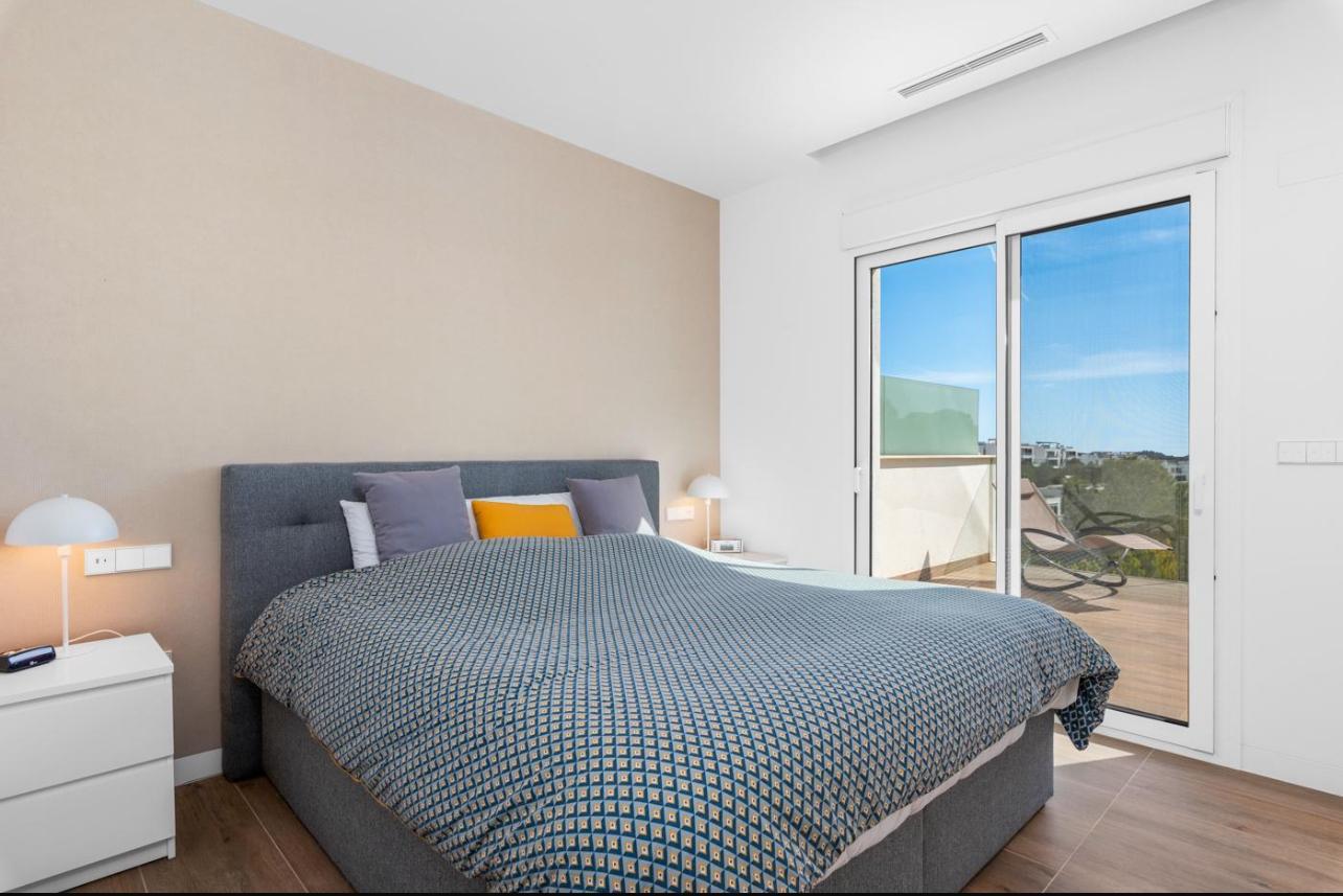 Wohnung in Alicante, Spanien 2 Schlafzimmer, 92 m2 Nr. 198018
