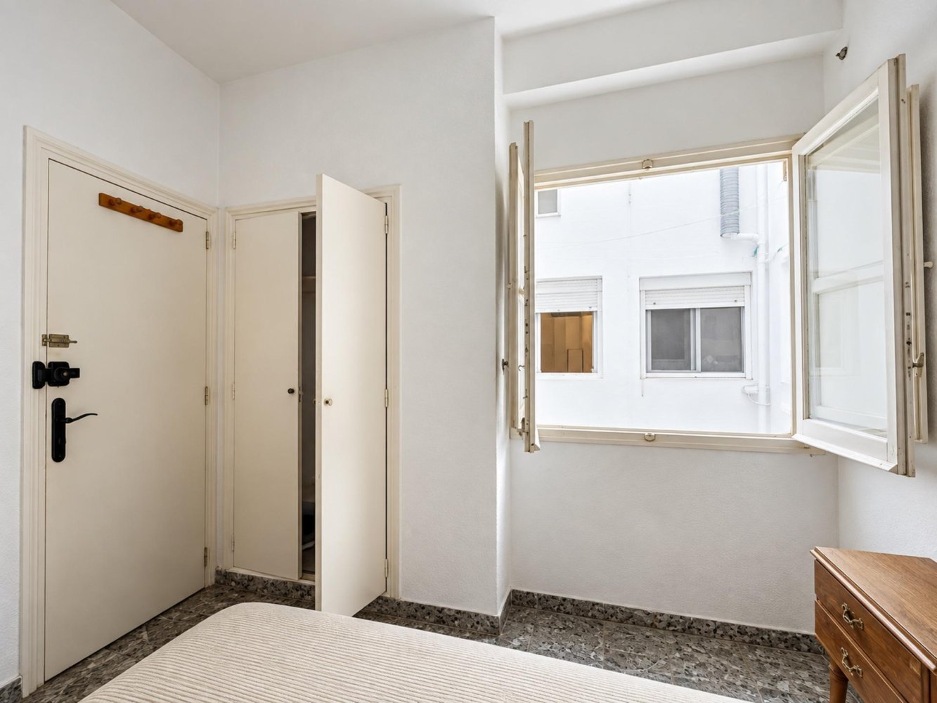Apartament w Alicante, Hiszpania 3 sypialnie, 77 mkw. nr 198751