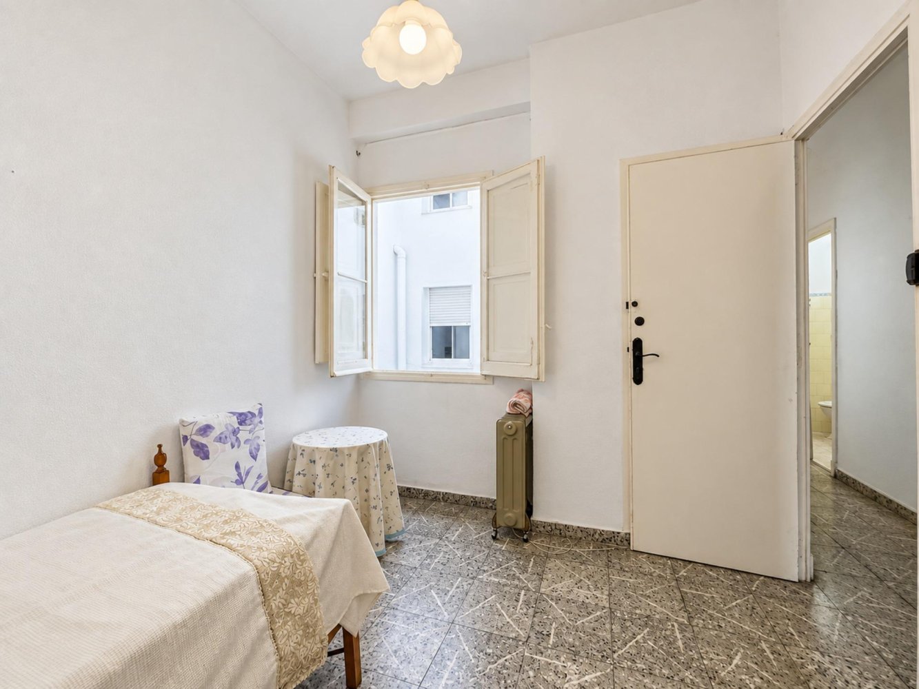 Apartament w Alicante, Hiszpania 3 sypialnie, 77 mkw. nr 198751