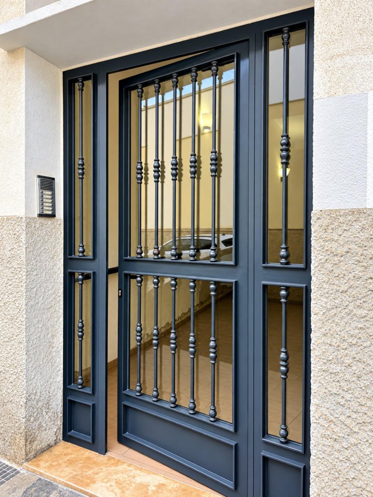 Apartament w Alicante, Hiszpania 3 sypialnie, 77 mkw. nr 198751