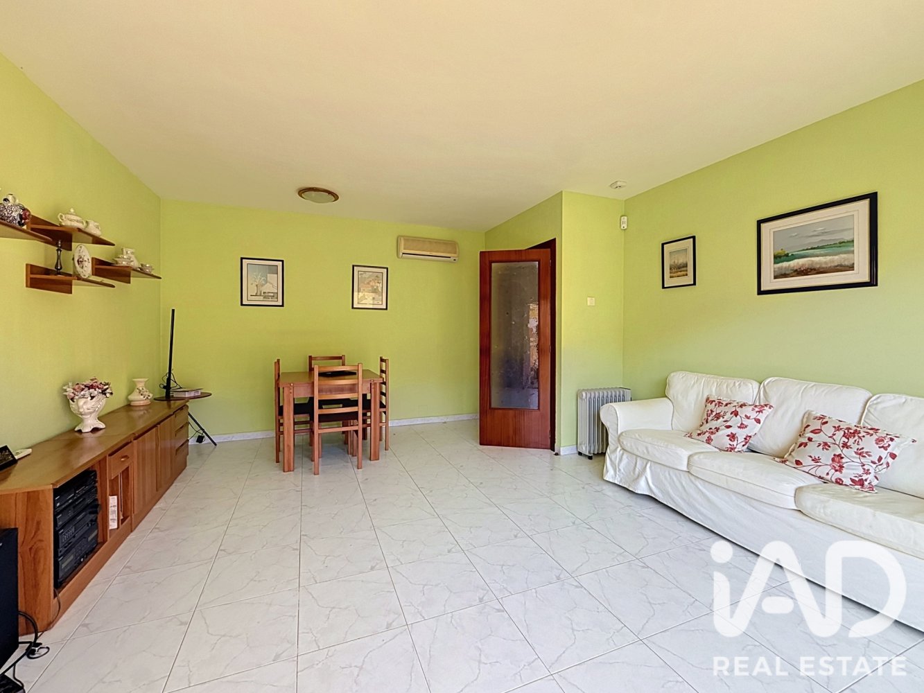 Apartment à Malgrat de Mar, Barcelona, Espagne 3 chambres, 98 m2 No. 198678