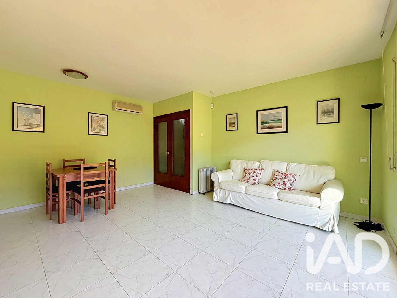 Apartment à Malgrat de Mar, Barcelona, Espagne 3 chambres, 98 m2 No. 198678