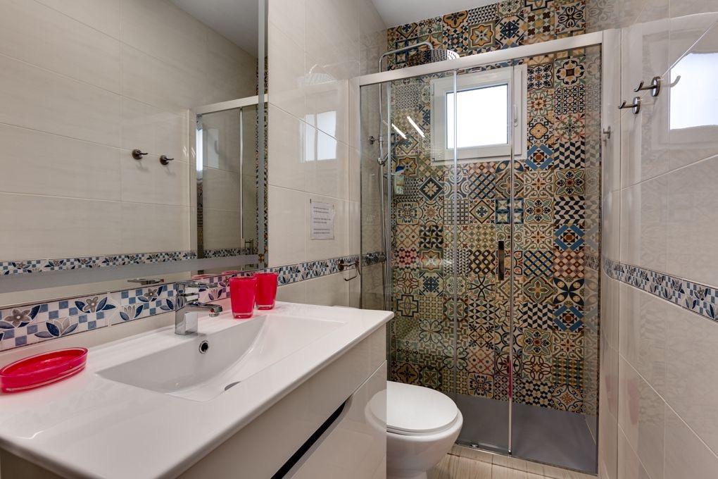Villa in Torrevieja, Alicante, Spain 5 bedrooms, 558 sq.m. No. 199939