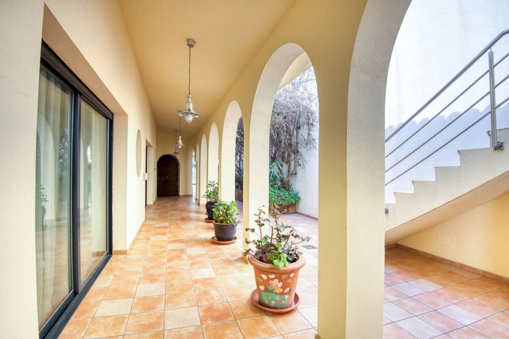 Hus i Sant Feliu de Guixols, Girona, Spanien 4 sovrum, 414 kvm. Nr. 22852