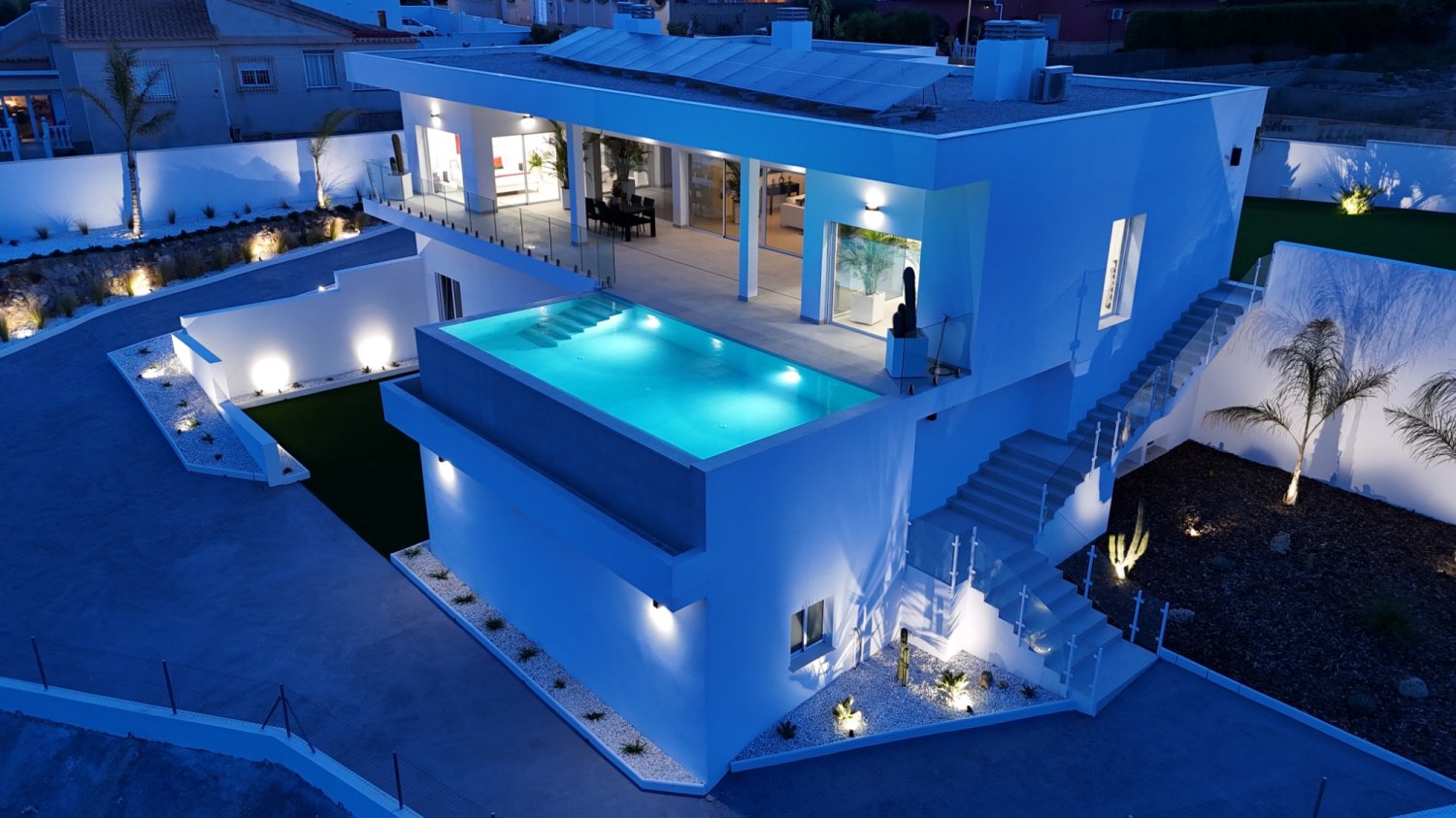 Villa i La Marina, Alicante, Spanien 5 sovrum, 487 kvm. Nr. 188985