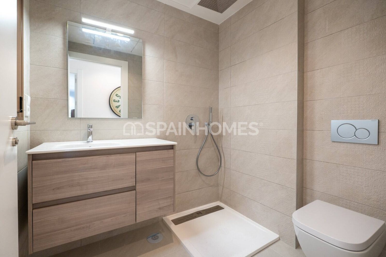 Appartamento a Alicante, Spagna 3 camere da letto, 127 mq. N° 120653