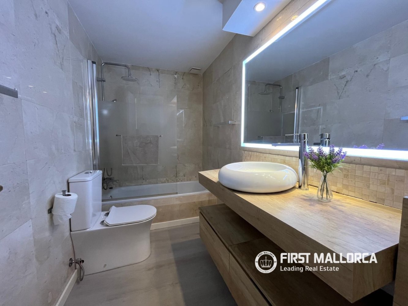 Apartamento en Santa Ponsa, Mallorca, España 2 dormitorios, 86 m2 No. 199214