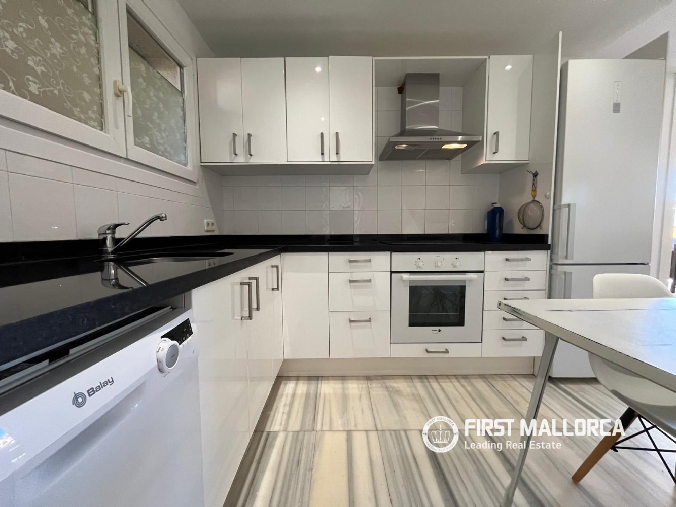 Apartamento en Santa Ponsa, Mallorca, España 2 dormitorios, 86 m2 No. 199214