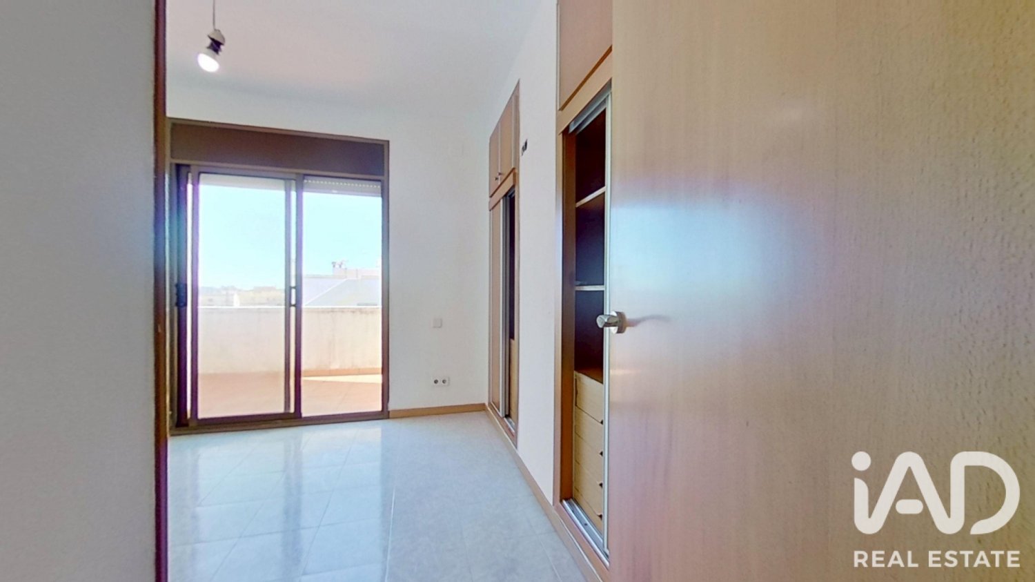 Townhouse in Torredembarra, Tarragona, Spain 3 bedrooms, 102 sq.m. No. 199563