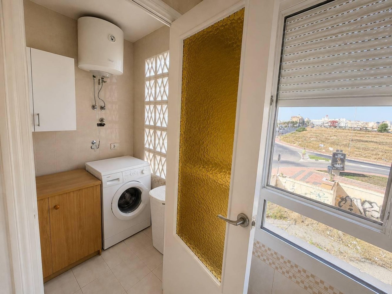 Apartamento en Torrevieja, Alicante, España 2 dormitorios, 90 m2 No. 198750