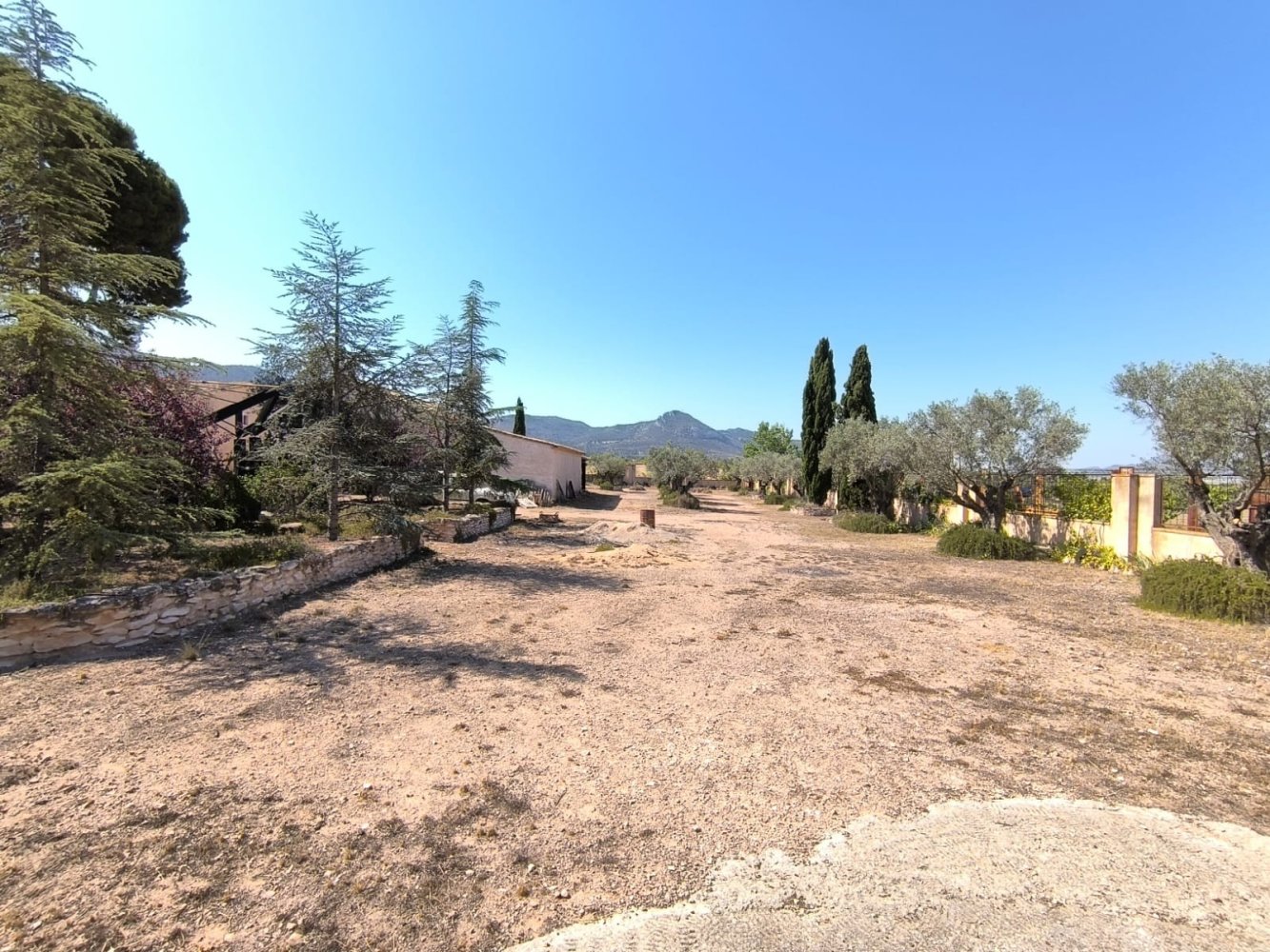 Finca en Villena, Alicante, España 6 dormitorios, 606 m2 No. 198923