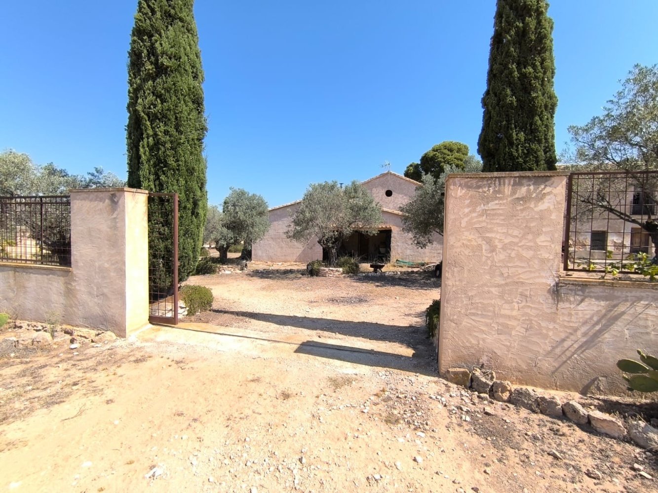 Finca en Villena, Alicante, España 6 dormitorios, 606 m2 No. 198923