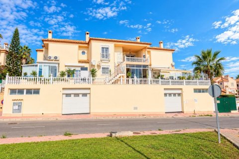 Apartamento en Torrevieja, Alicante, España 2 dormitorios, 75 m2 No. 198035