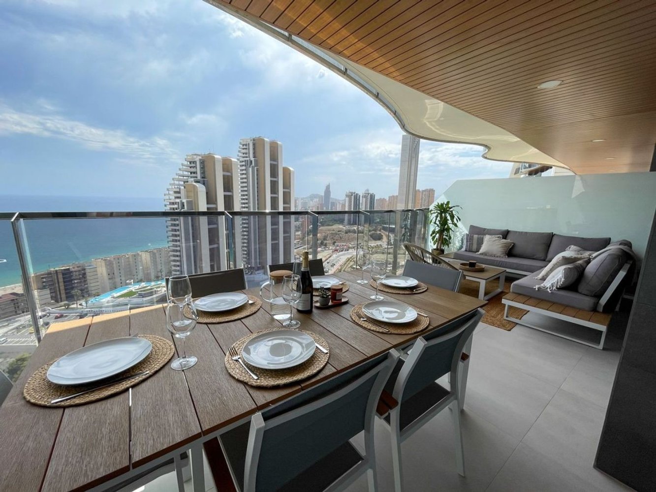 Apartament w Benidorm, Alicante, Hiszpania 2 sypialnie, 137 mkw. nr 197962