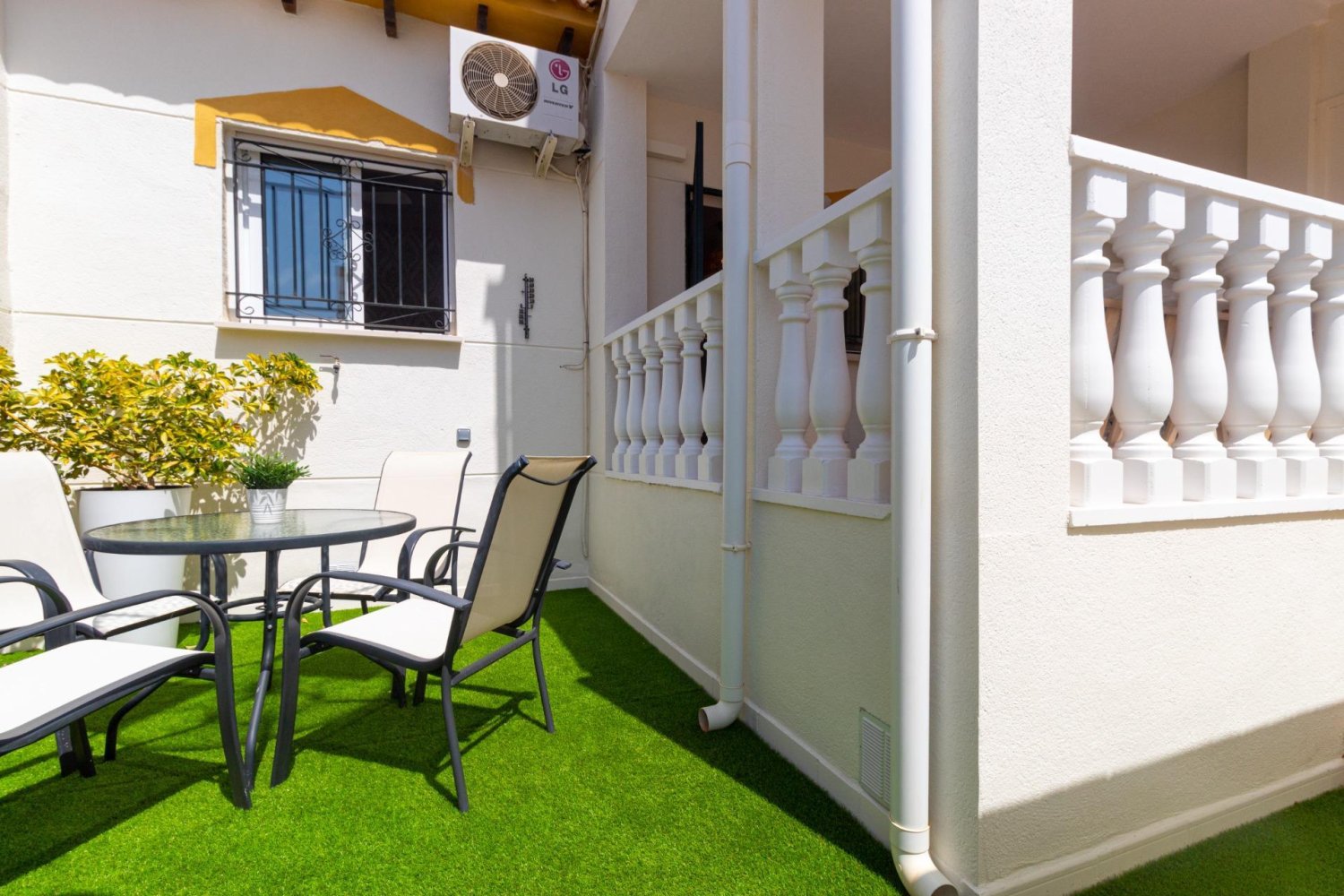 House in Alicante, Spain 85 sq.m. No. 198113