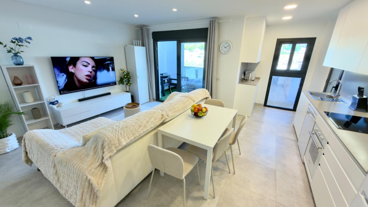 Apartamento en Villajoyosa, Alicante, España 3 dormitorios, 99 m2 No. 196671