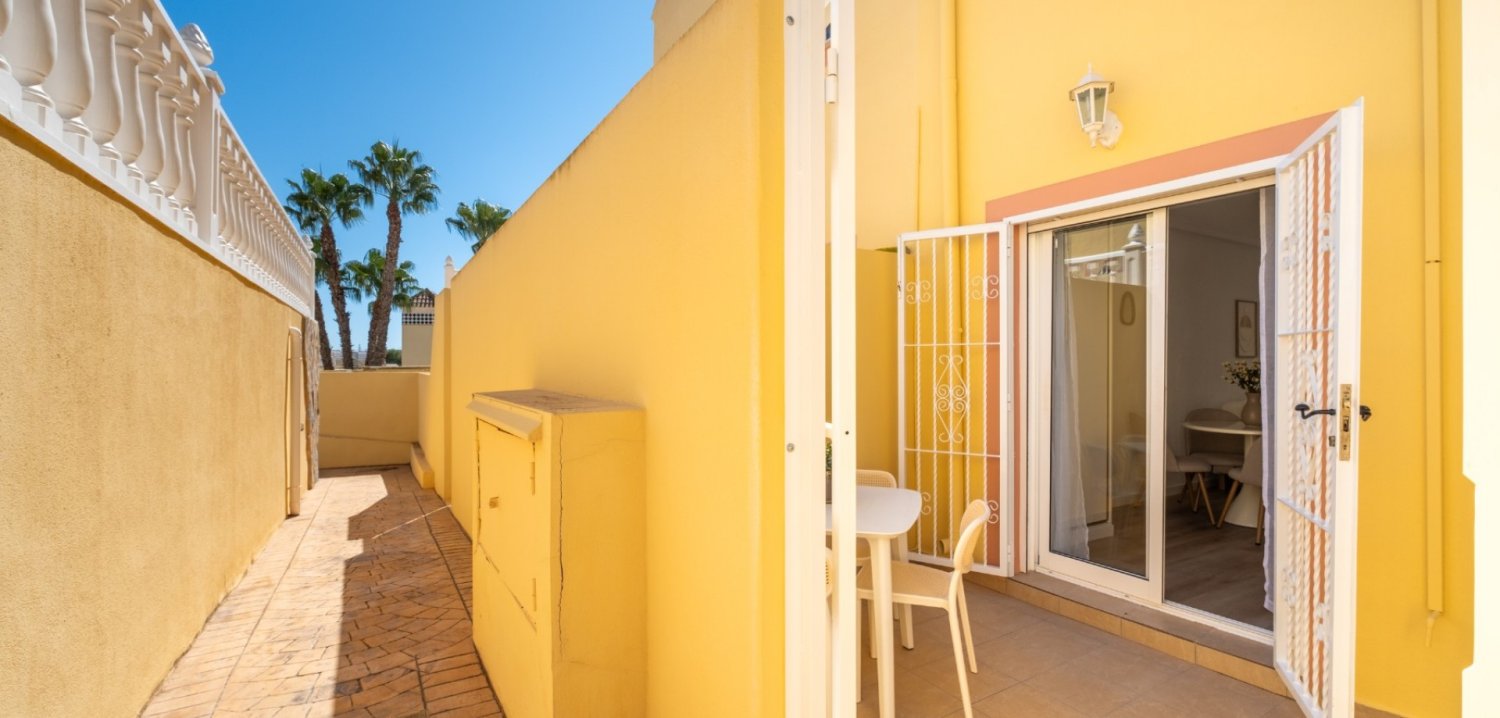 Townhouse in Alicante, Spanien 2 Schlafzimmer, 66 m2 Nr. 198023