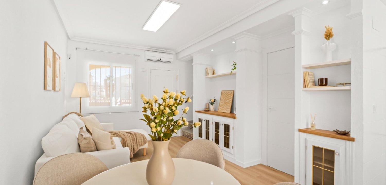 Townhouse in Alicante, Spanien 2 Schlafzimmer, 66 m2 Nr. 198023