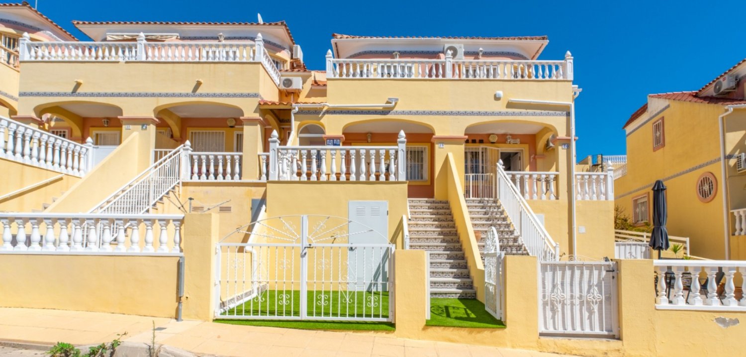 Townhouse in Alicante, Spanien 2 Schlafzimmer, 66 m2 Nr. 198023