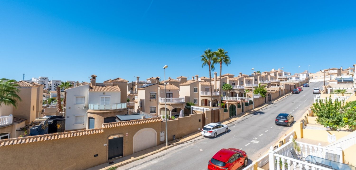Townhouse in Alicante, Spanien 2 Schlafzimmer, 66 m2 Nr. 198023
