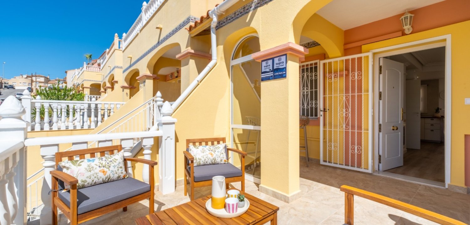 Townhouse in Alicante, Spanien 2 Schlafzimmer, 66 m2 Nr. 198023
