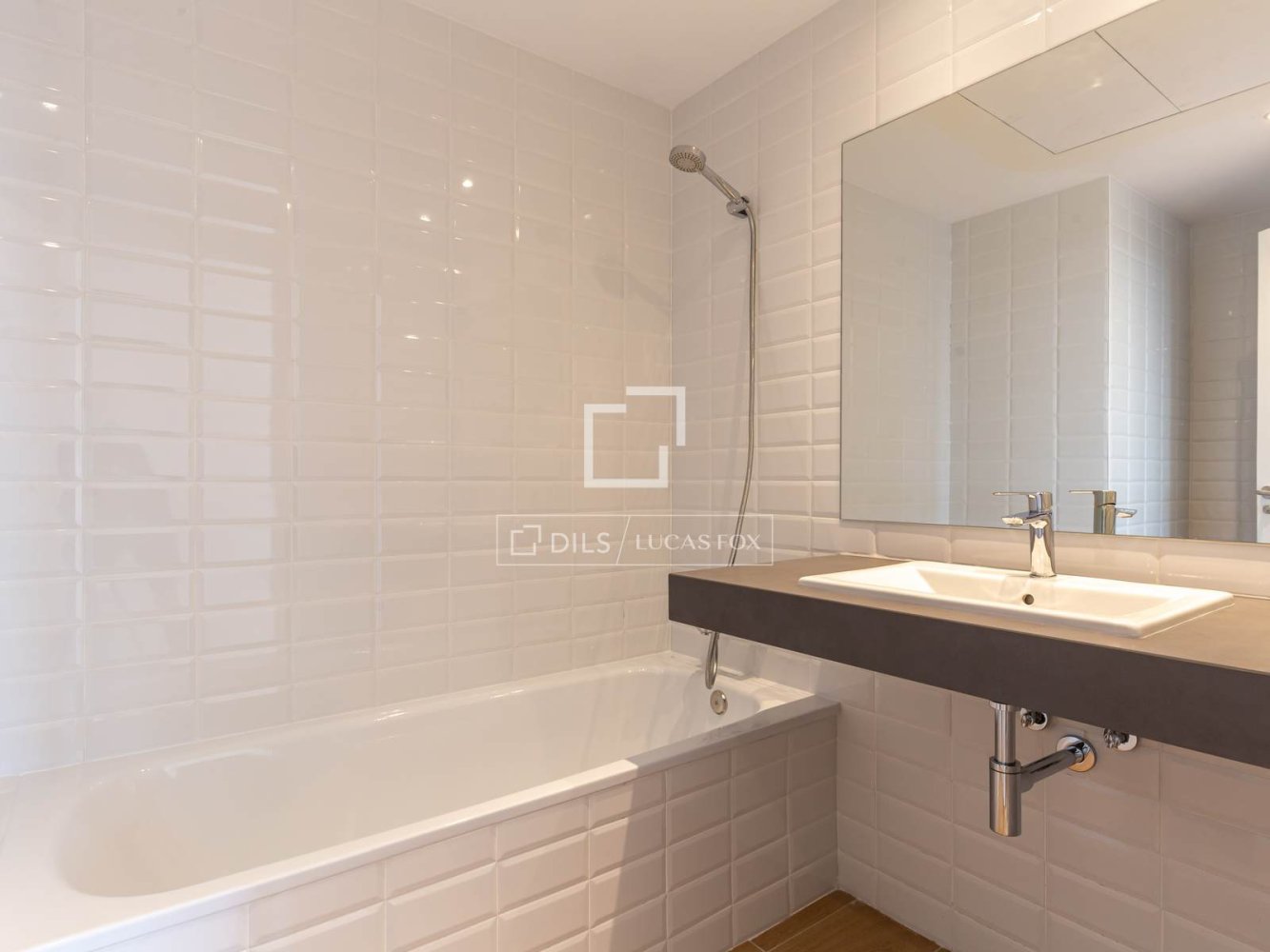 Apartament w Esplugues de Llobregat, Barcelona, Hiszpania 3 sypialnie, 92 mkw. nr 197112
