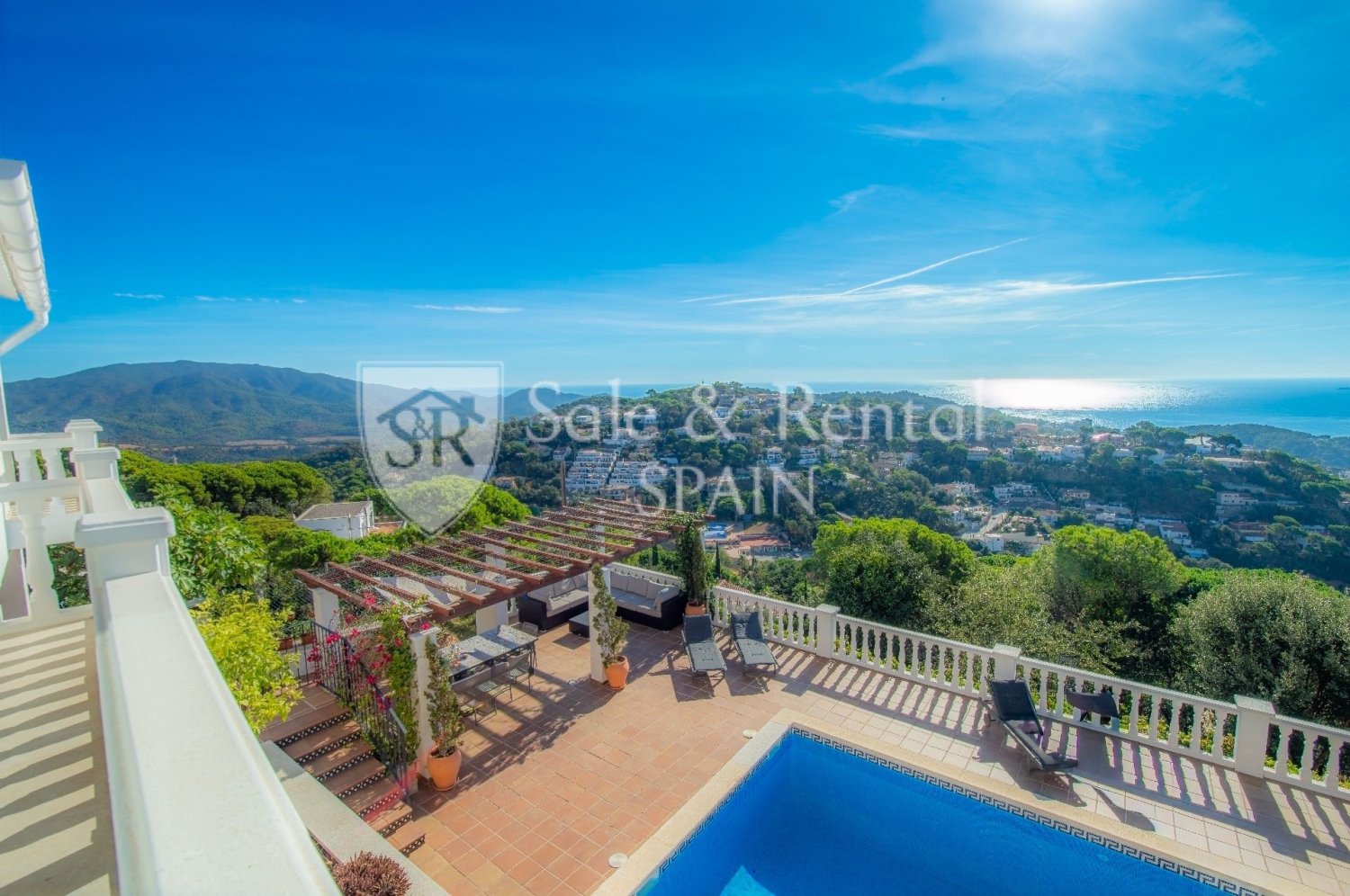 Сasa en Lloret de Mar, Gerona, España 6 dormitorios, 175 m2 No. 168505