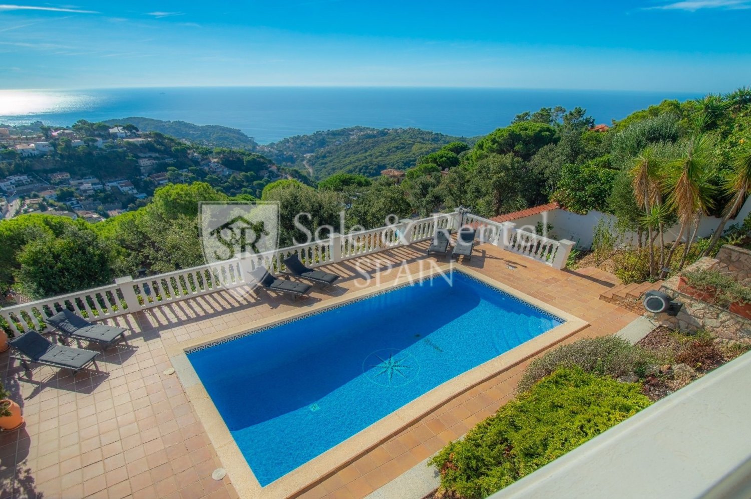 Сasa en Lloret de Mar, Gerona, España 6 dormitorios, 175 m2 No. 168505