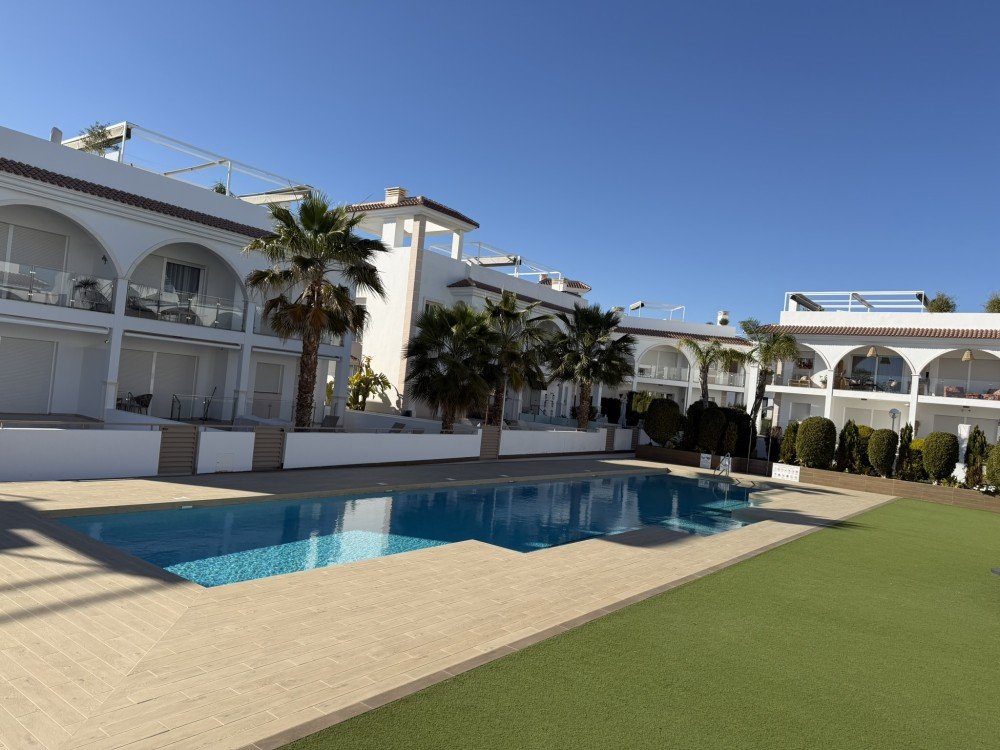 Huoneisto Ciudad Quesada, Alicante, Espanja 2 makuuhuonetta, 82 m2 No. 197251