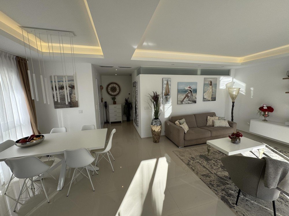 Huoneisto Ciudad Quesada, Alicante, Espanja 2 makuuhuonetta, 82 m2 No. 197251