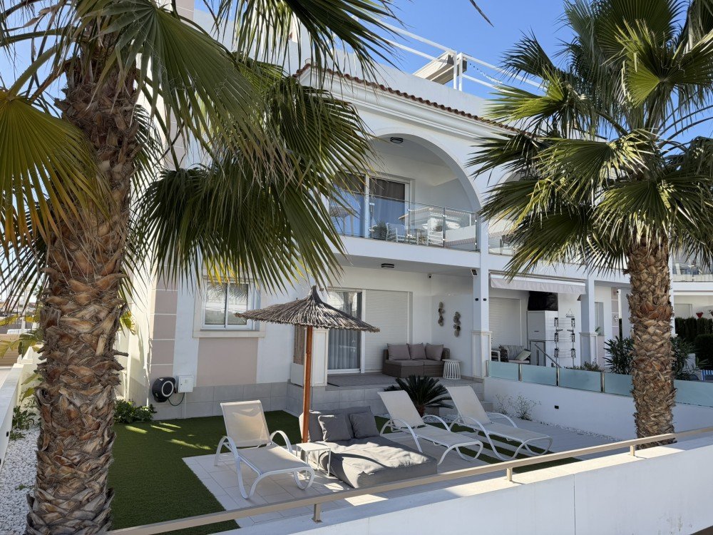 Huoneisto Ciudad Quesada, Alicante, Espanja 2 makuuhuonetta, 82 m2 No. 197251