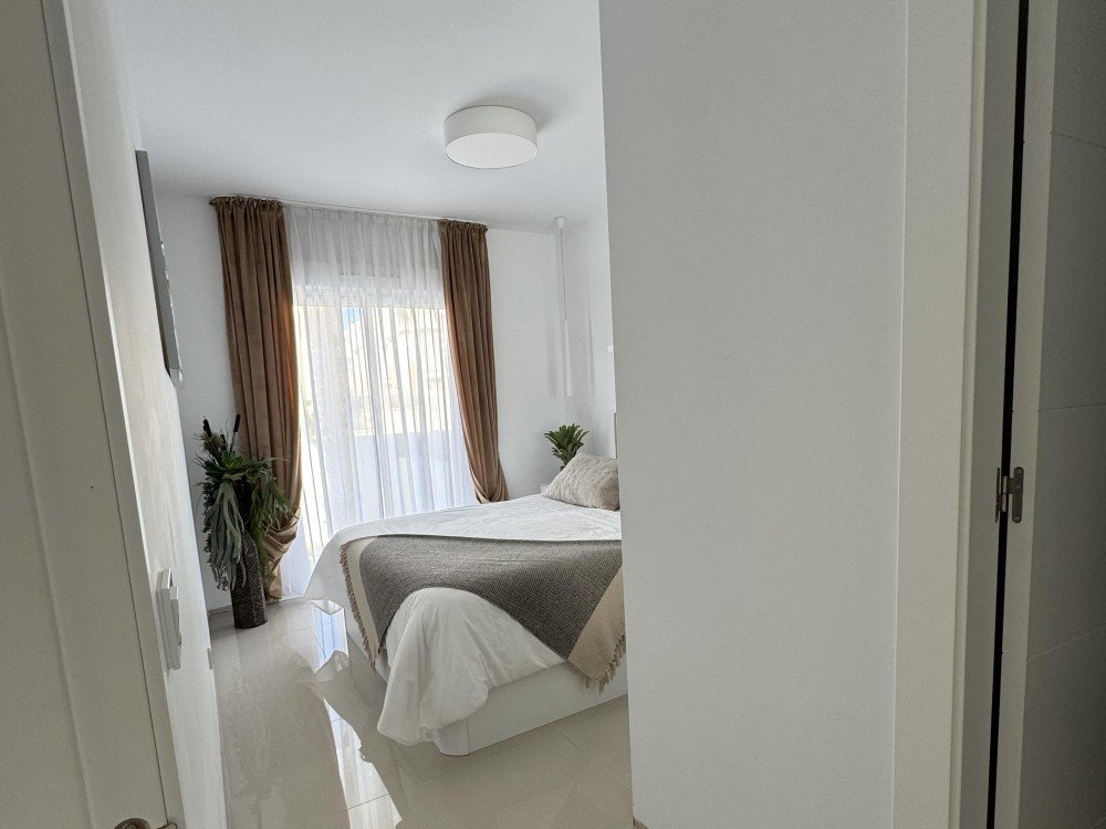 Huoneisto Ciudad Quesada, Alicante, Espanja 2 makuuhuonetta, 82 m2 No. 197251